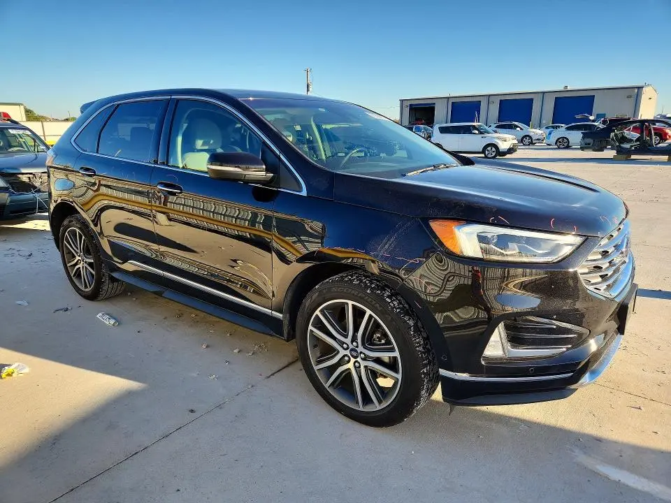 2019 FORD EDGE TITANIUM  