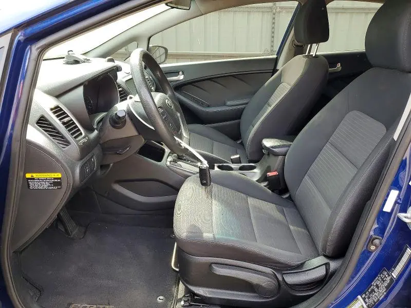 2018 KIA FORTE LX  