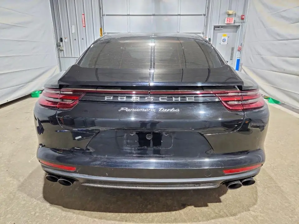 2017 PORSCHE PANAMERA TURBO  