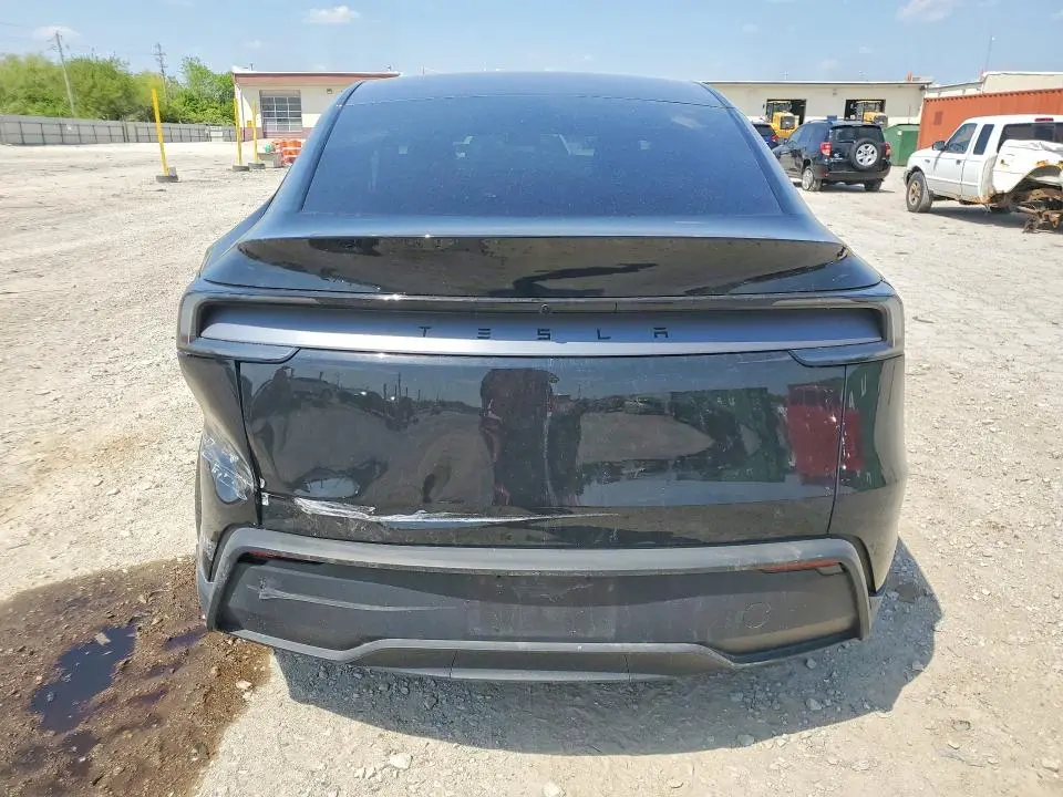 2026 TESLA MODEL Y   