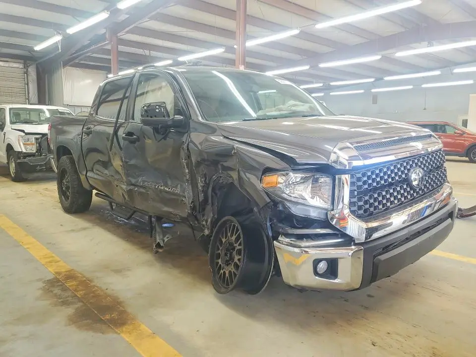 2021 TOYOTA TUNDRA SR5  