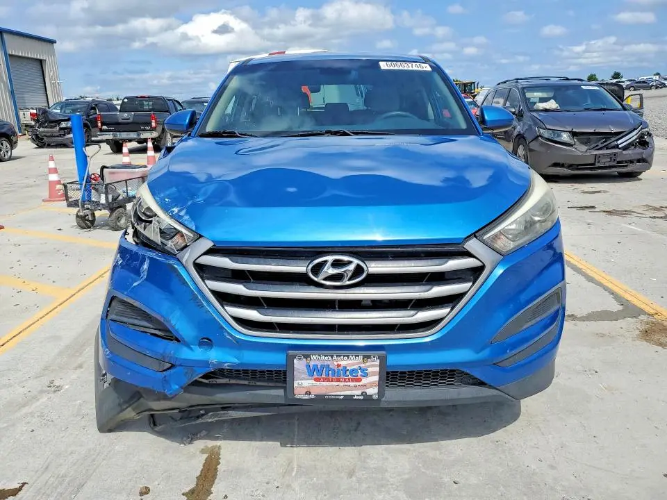 2018 HYUNDAI TUCSON SE  