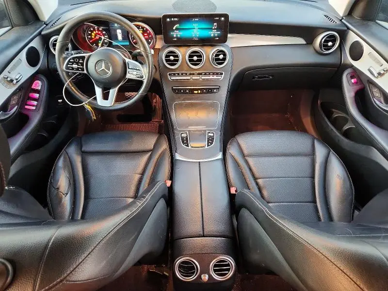 2021 MERCEDES-BENZ GLC 300  