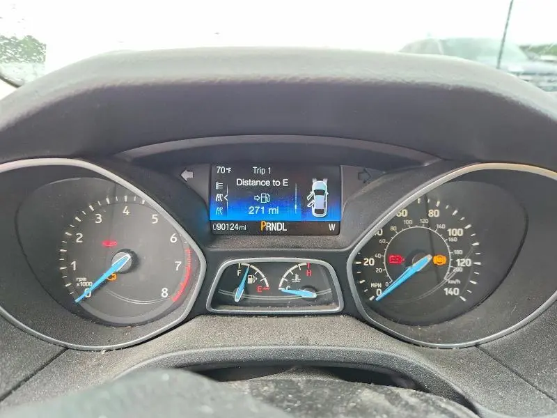 2017 FORD FOCUS SE  