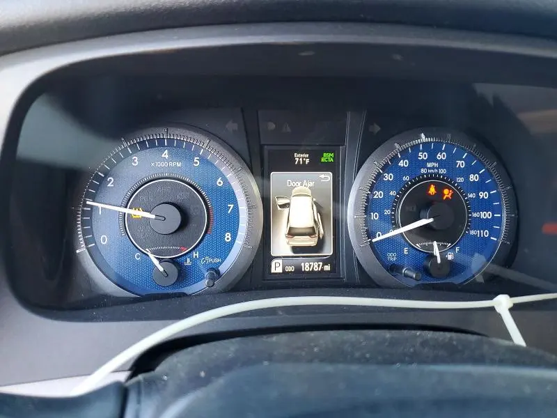 2018 TOYOTA SIENNA XLE 8-PASSENGER  