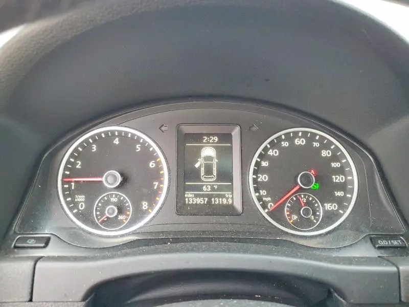 2012 VOLKSWAGEN TIGUAN S  