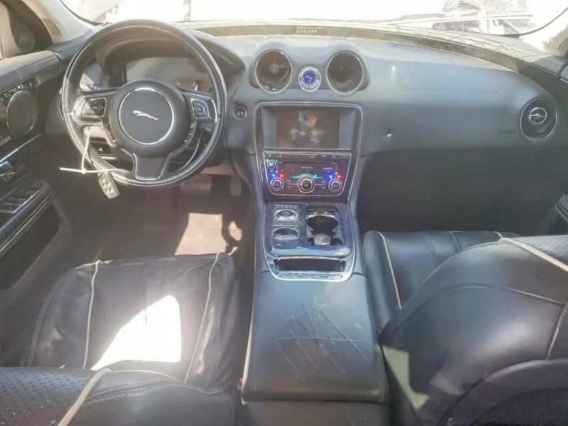 2013 JAGUAR XJ   