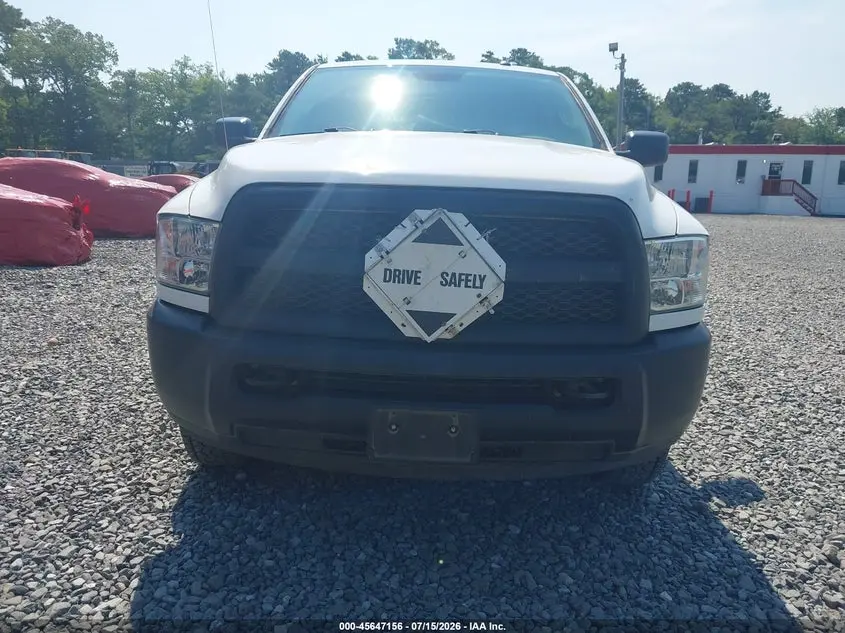 2018 RAM 2500 TRADESMAN  4X4 8' BOX