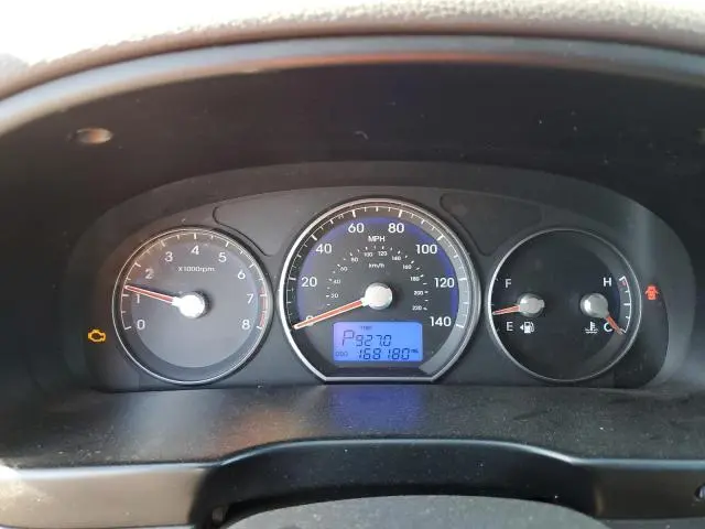 2011 HYUNDAI SANTA FE SE  