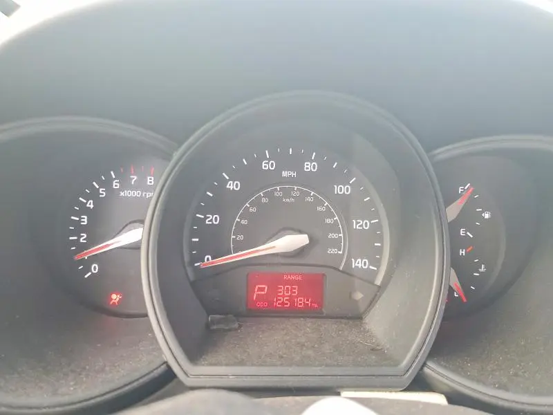 2015 KIA RIO LX  