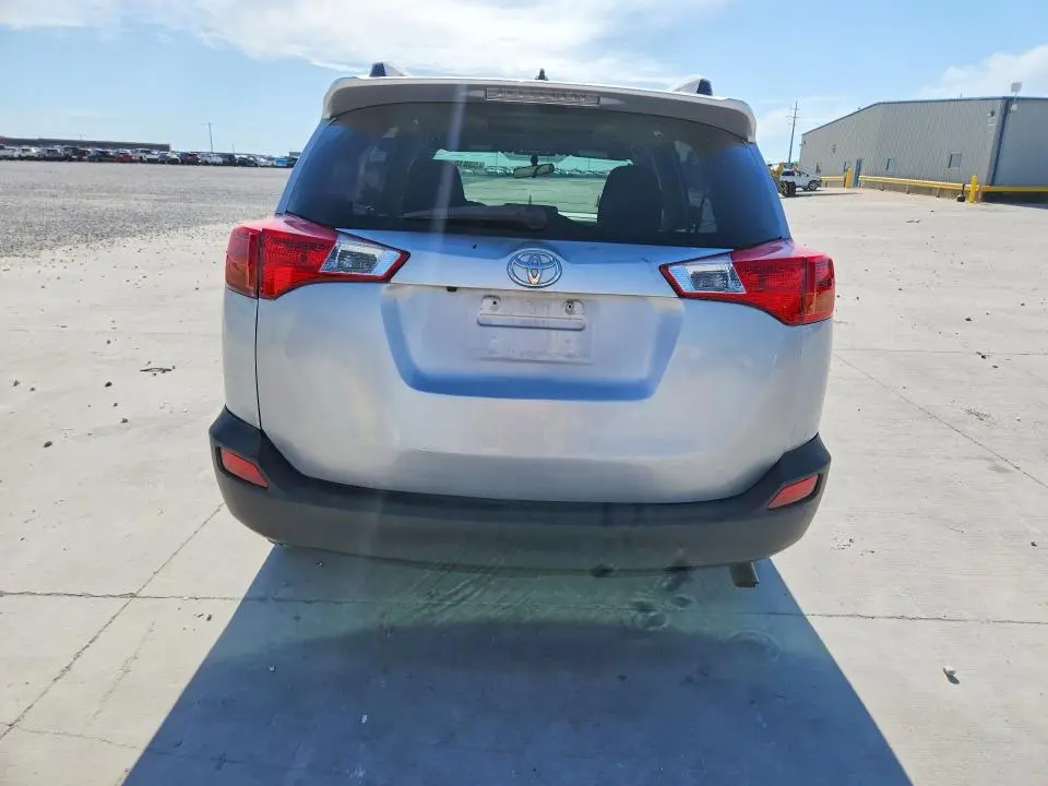 2015 TOYOTA RAV4 LE  