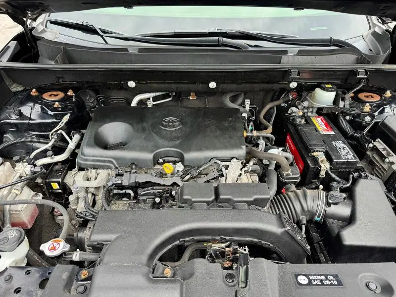 2019 TOYOTA RAV4 LE  