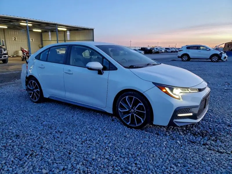 2020 TOYOTA COROLLA SE  