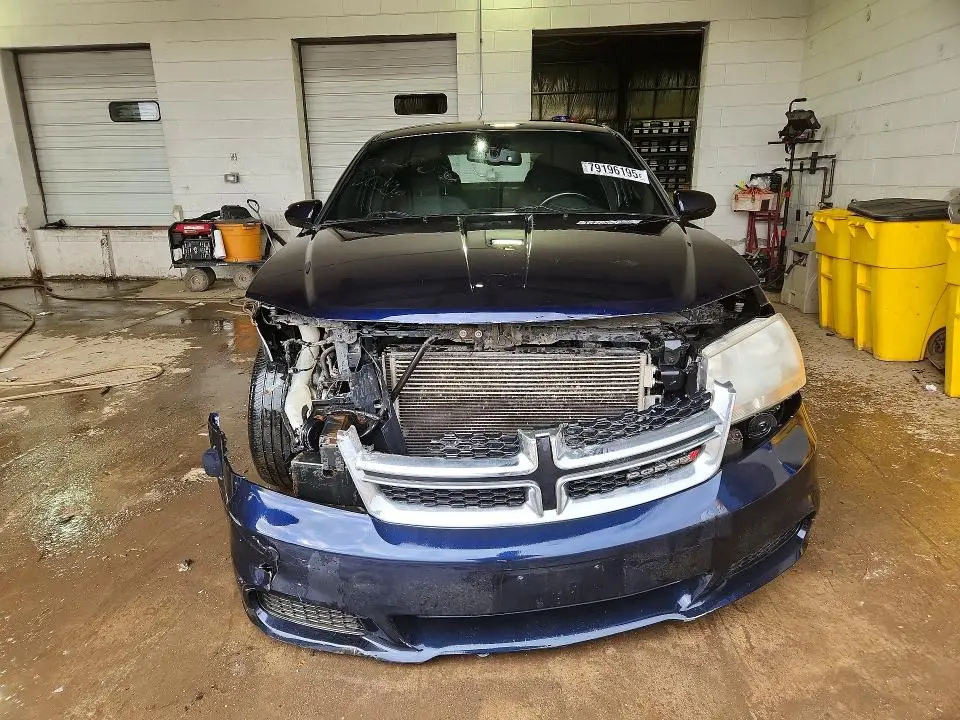 2012 DODGE AVENGER SXT  