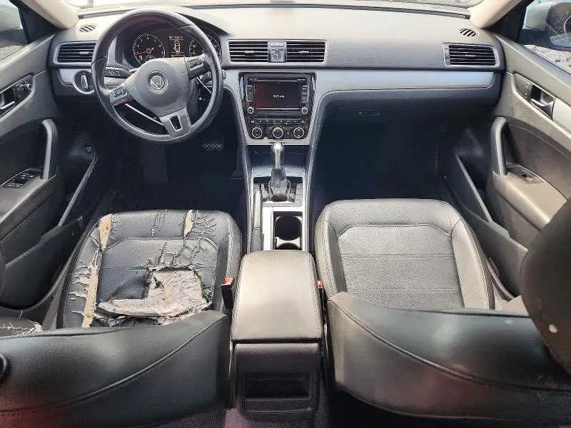 2012 VOLKSWAGEN PASSAT SE  