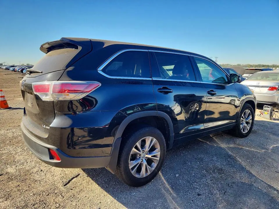 2015 TOYOTA HIGHLANDER LE PLUS  