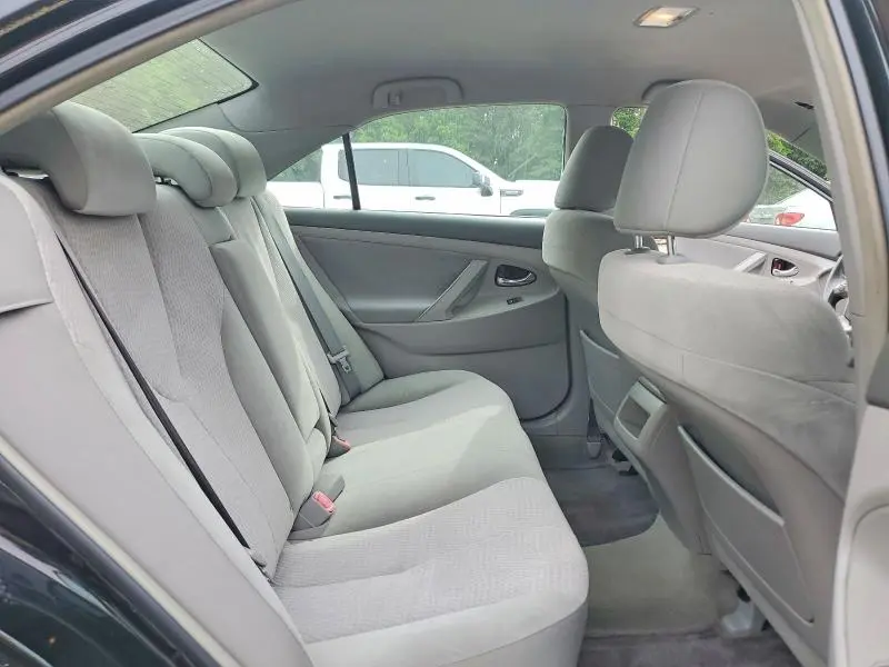 2011 TOYOTA CAMRY LE  