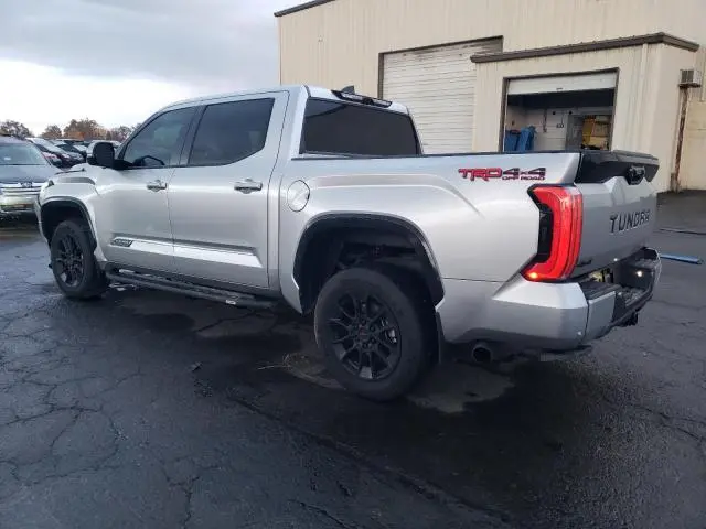 2025 TOYOTA TUNDRA CREWMAX LIMITED  