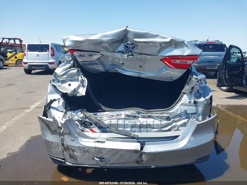 2020 TOYOTA CAMRY LE HYBRID