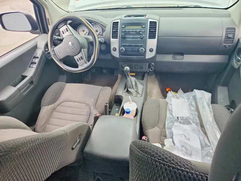 2011 NISSAN XTERRA OFF ROAD/S/SE  