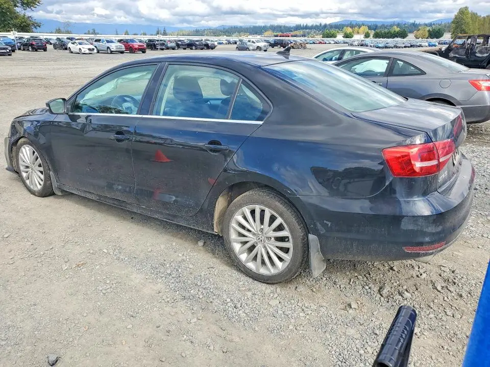 2015 VOLKSWAGEN JETTA SE  