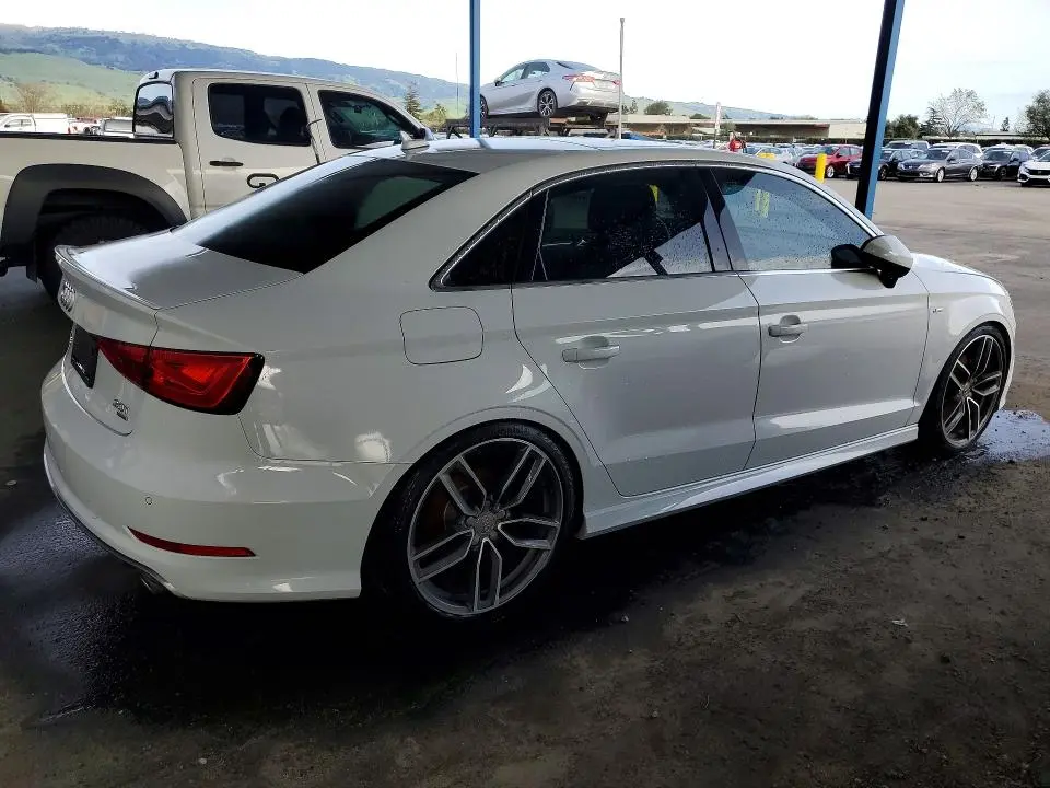 2015 AUDI A3 PRESTIGE S-LINE  