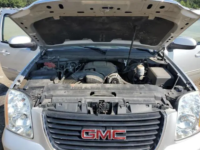 2013 GMC YUKON SLT  