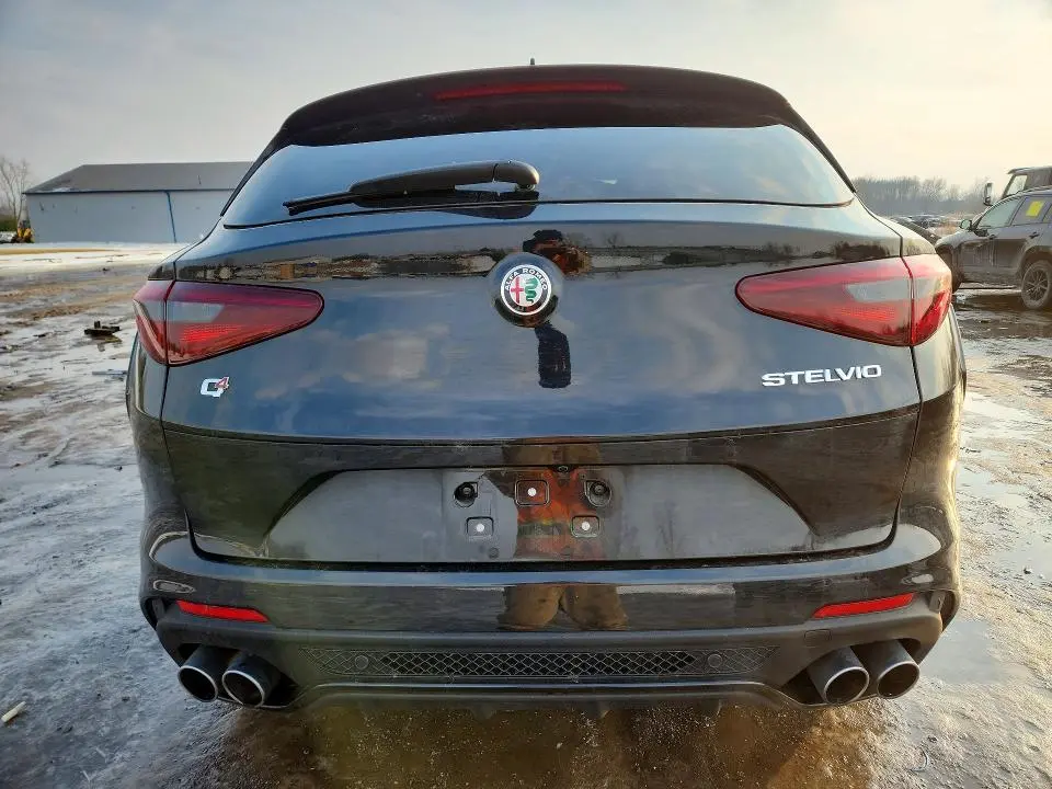 2023 ALFA ROMEO STELVIO QUADRIFOGLIO  