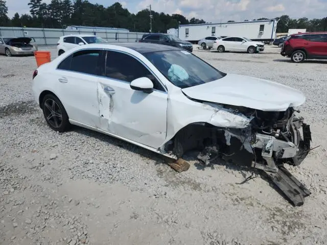 2019 MERCEDES-BENZ A 220  