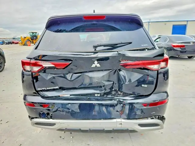 2022 MITSUBISHI OUTLANDER SE  
