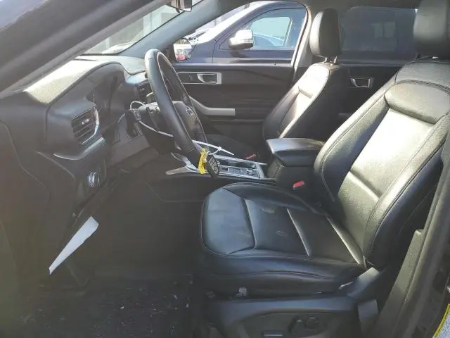 2021 FORD EXPLORER XLT  