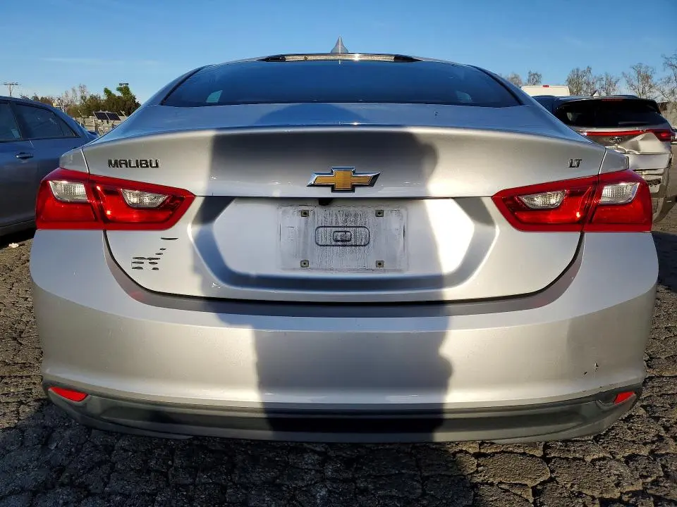 2017 CHEVROLET MALIBU LT  