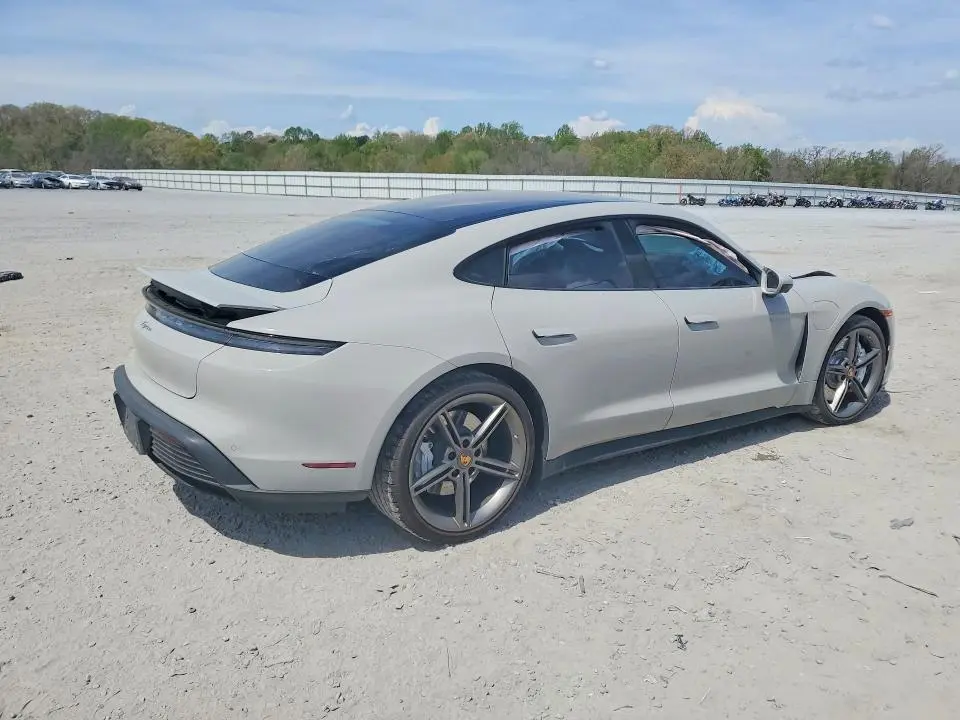 2024 PORSCHE TAYCAN   