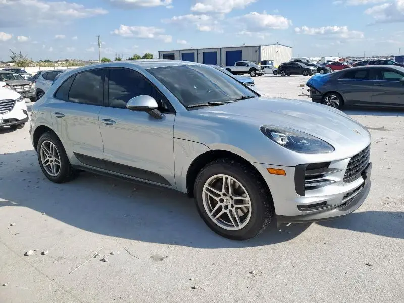 2020 PORSCHE MACAN   