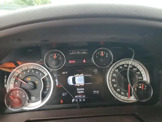 2017 RAM 1500 SLT