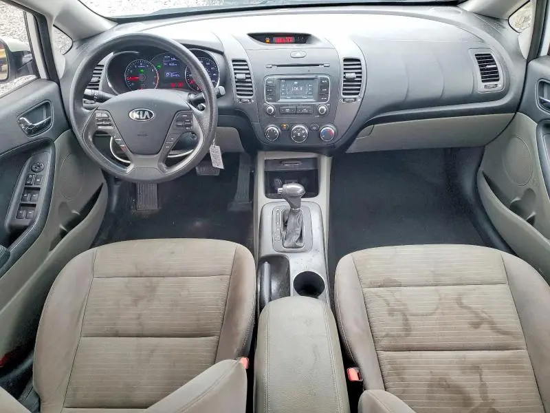 2016 KIA FORTE LX  