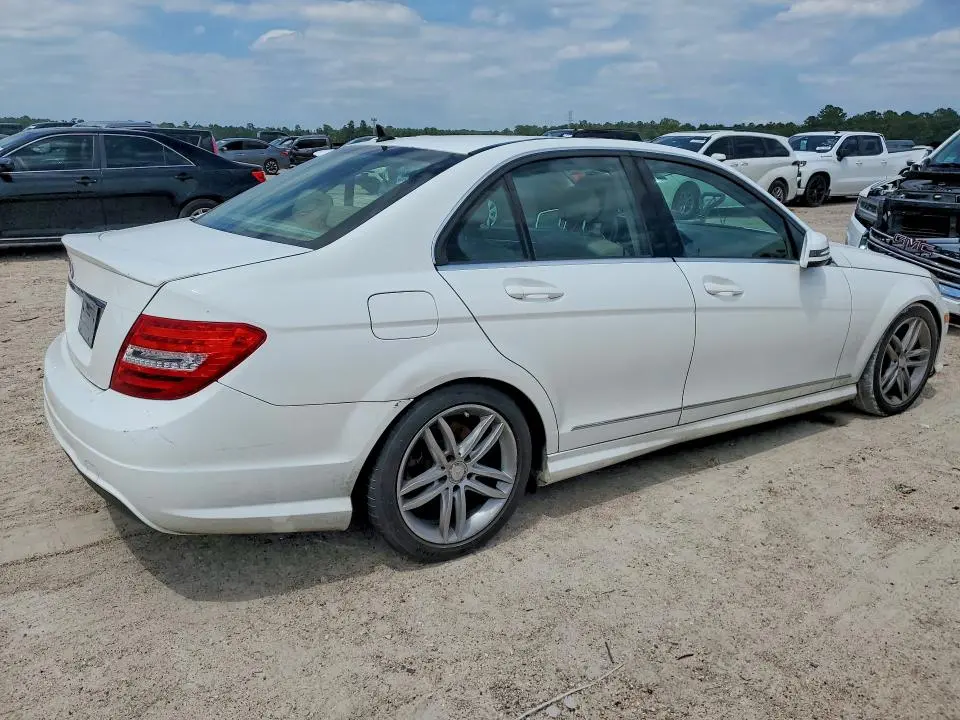 2014 MERCEDES-BENZ C 250  