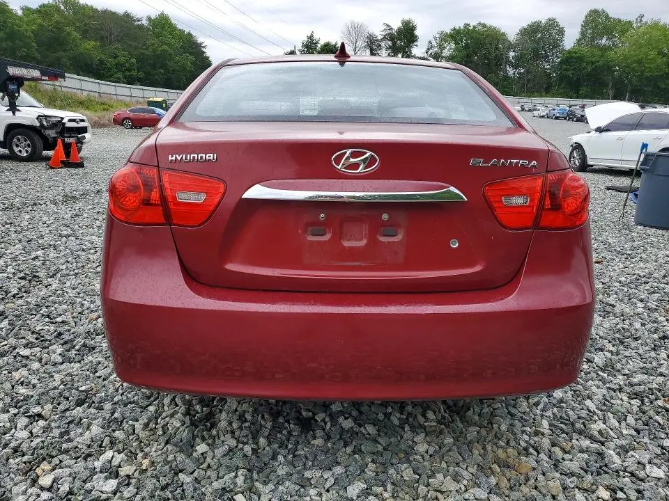 2010 HYUNDAI ELANTRA SE  