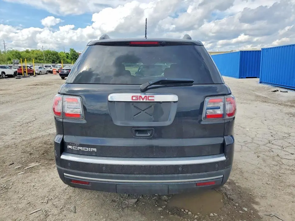 2014 GMC ACADIA SLE  