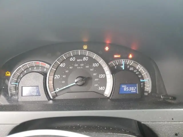 2014 TOYOTA CAMRY SE  