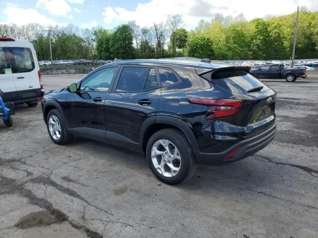 2024 CHEVROLET TRAX LS  
