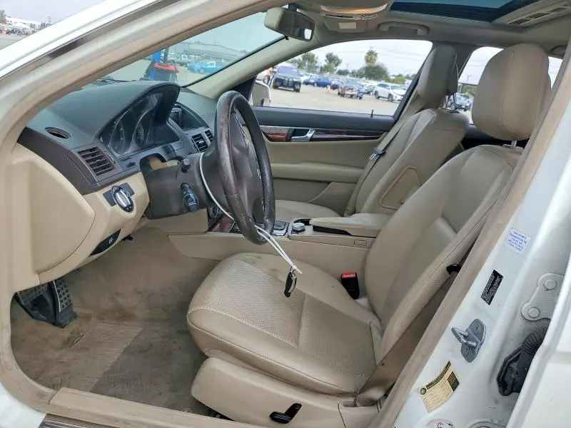 2010 MERCEDES-BENZ C 300  