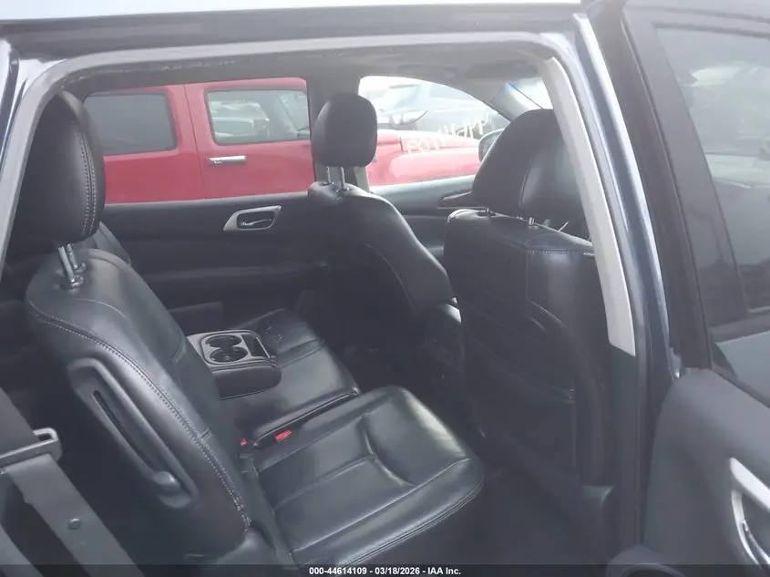 2013 NISSAN PATHFINDER SL
