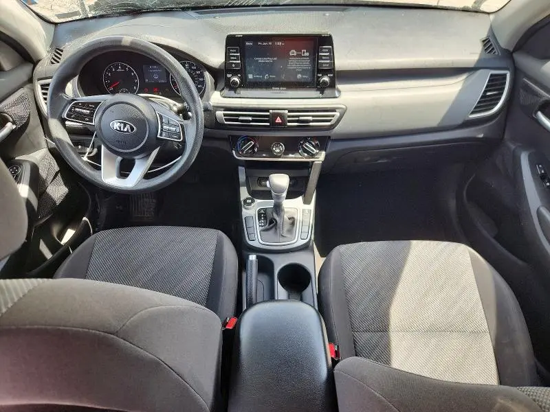 2021 KIA SELTOS LX  