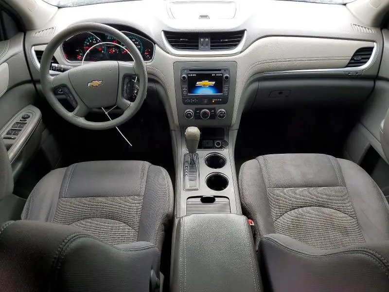 2016 CHEVROLET TRAVERSE LS  