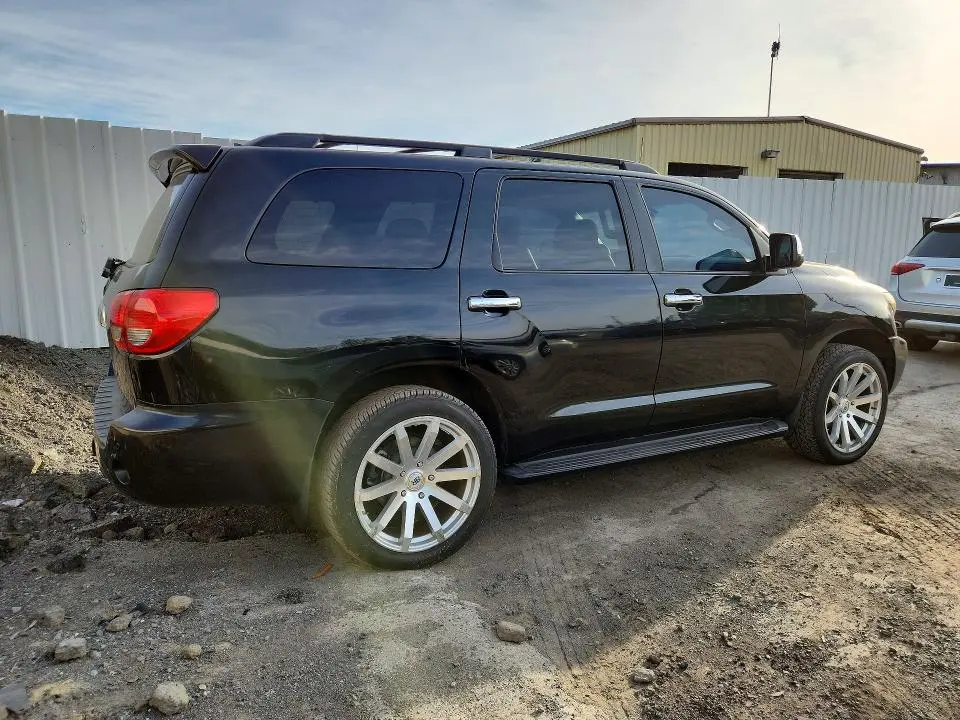 2010 TOYOTA SEQUOIA LIMITED  
