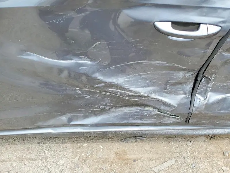 2015 VOLKSWAGEN PASSAT SE  