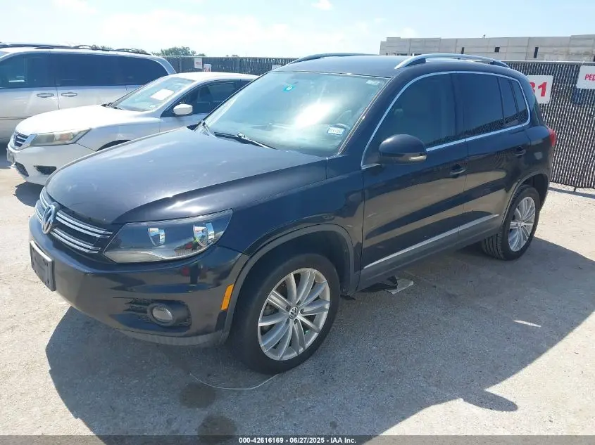 2012 VOLKSWAGEN TIGUAN SE