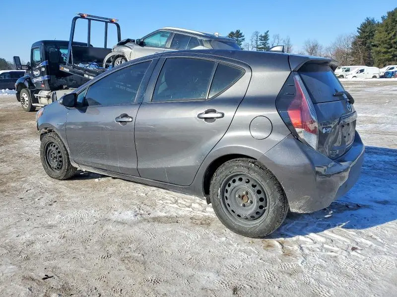 2015 TOYOTA PRIUS C   