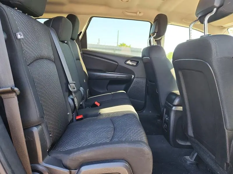 2011 DODGE JOURNEY CREW  